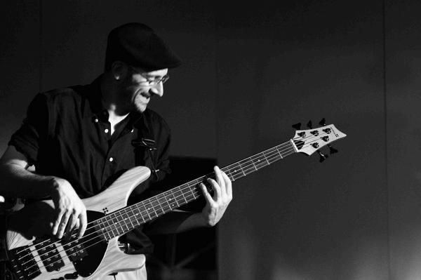 Antonello Gini - Insegnante di chitarra e basso a Bergamo